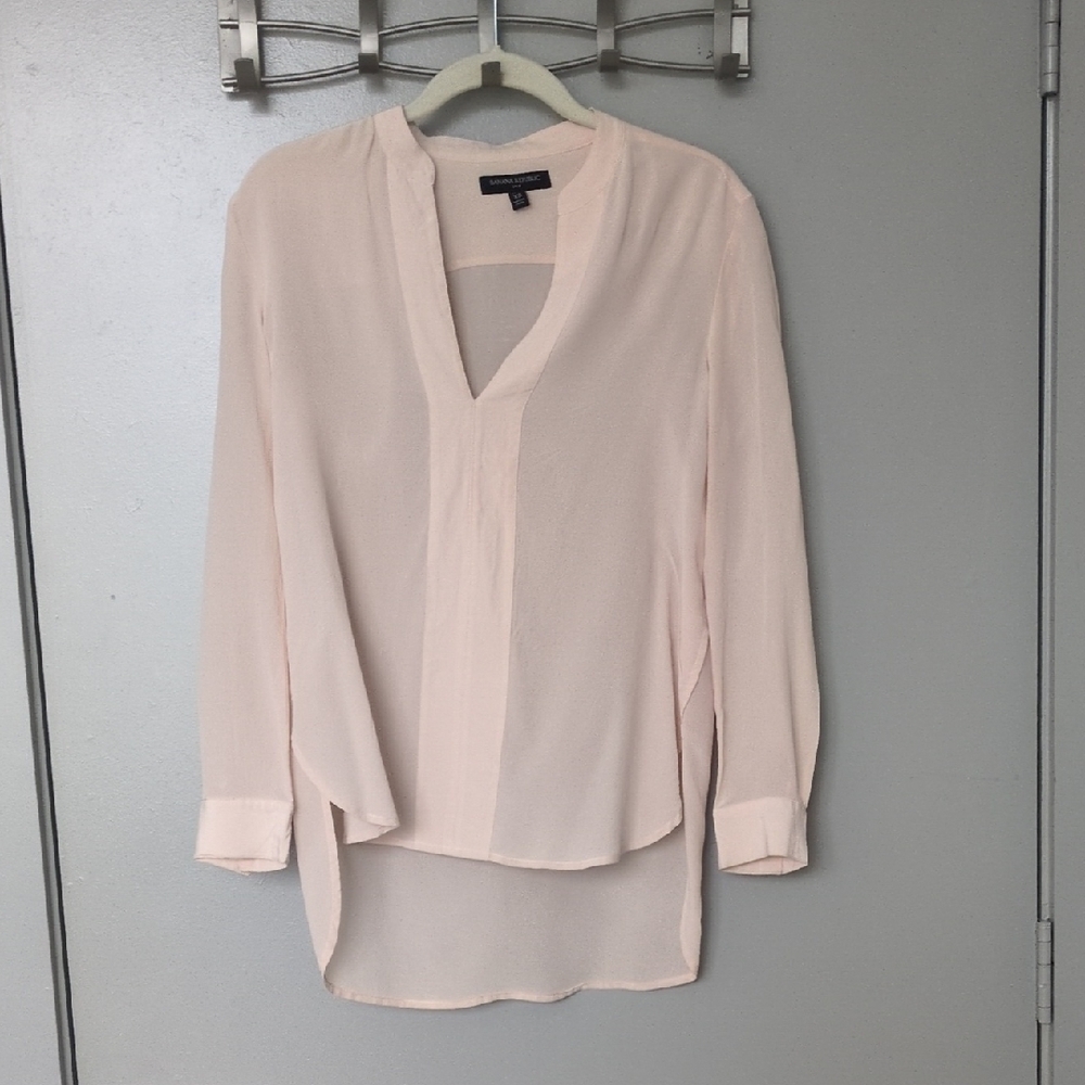 Banana Republic Light Pink 100% Silk Women's Blouse